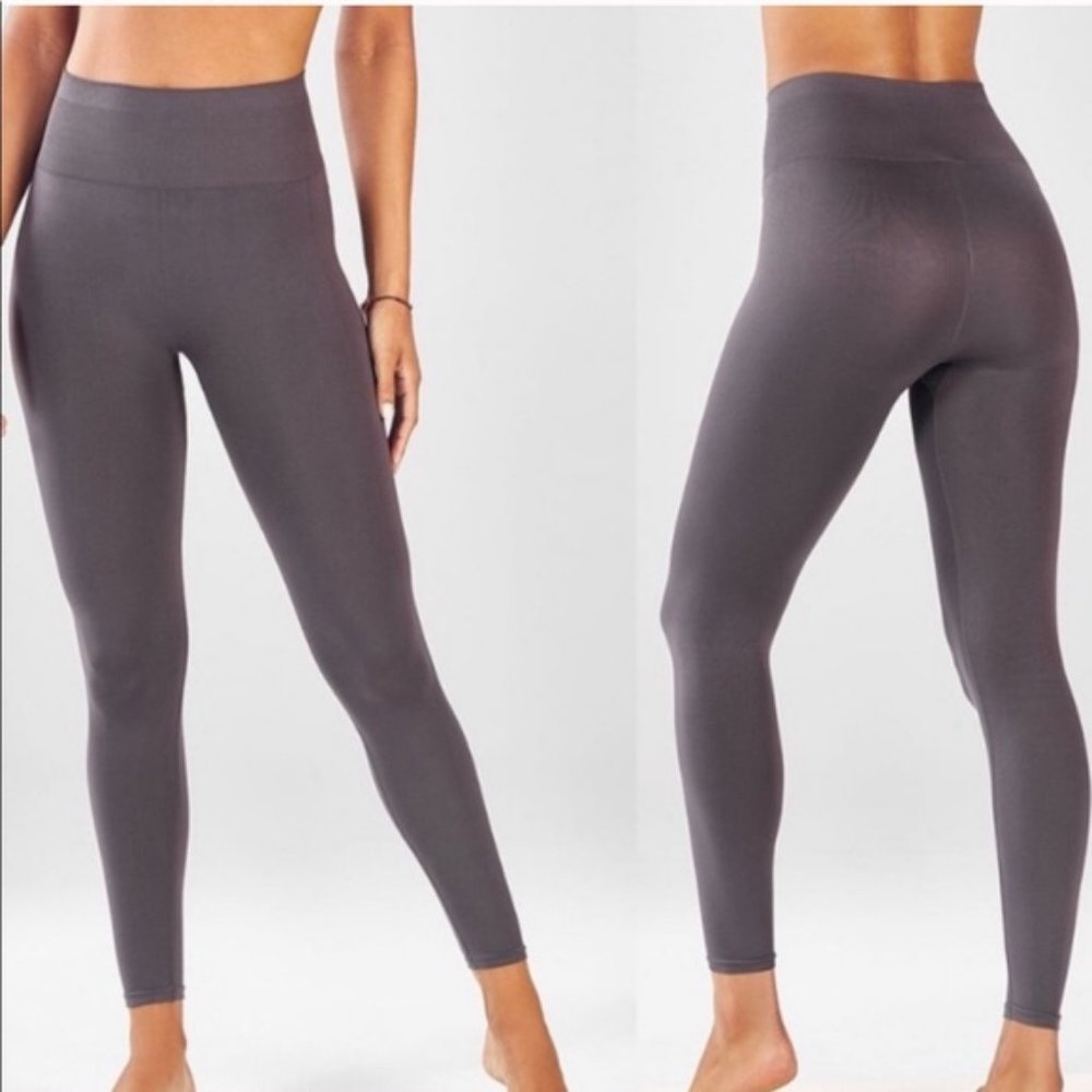 Fabletics Seamless High-waisted Short Legging